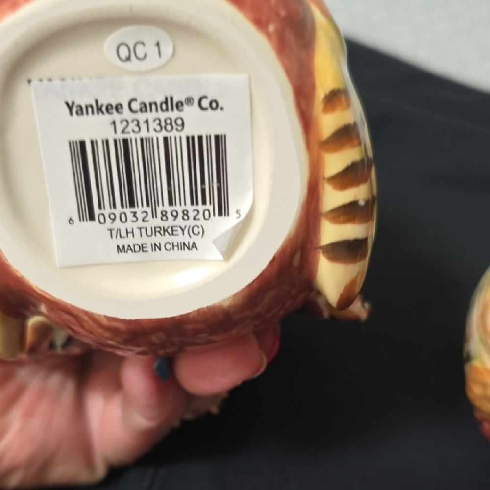 Yankee Candle Turkey Candle Holder - Brown and Yellow - Picture 2 of 5